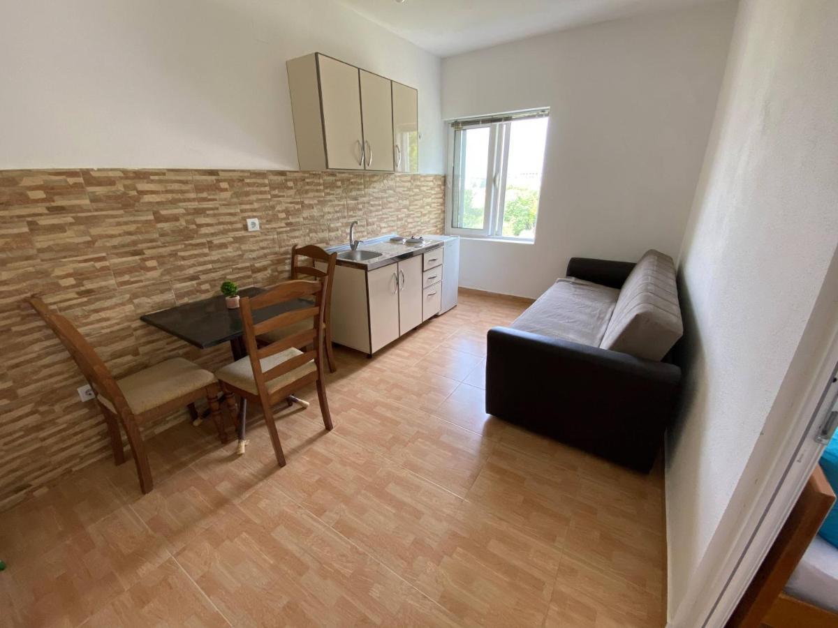 Guest House Koliqi - Hotel & Apartments Ούλτσιν Εξωτερικό φωτογραφία
