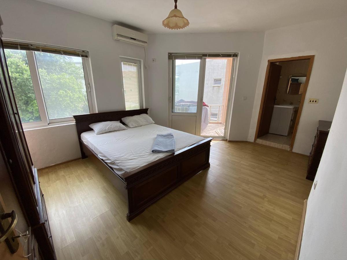 Guest House Koliqi - Hotel & Apartments Ούλτσιν Εξωτερικό φωτογραφία