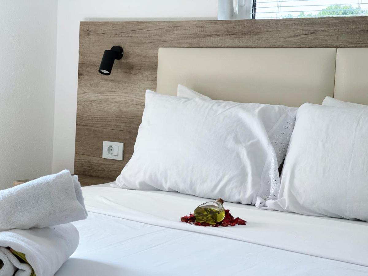 Guest House Koliqi - Hotel & Apartments Ούλτσιν Εξωτερικό φωτογραφία