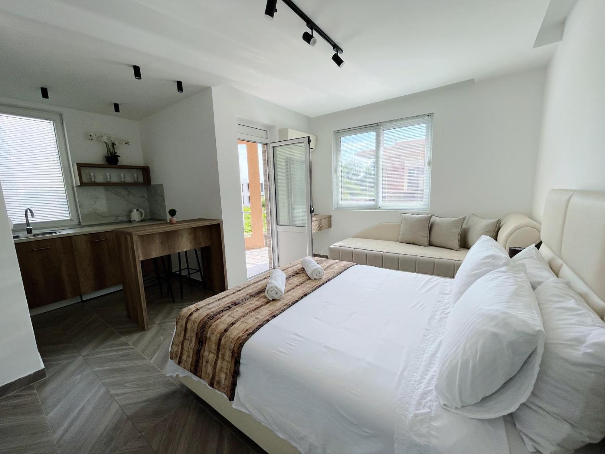 Guest House Koliqi - Hotel & Apartments Ούλτσιν Εξωτερικό φωτογραφία