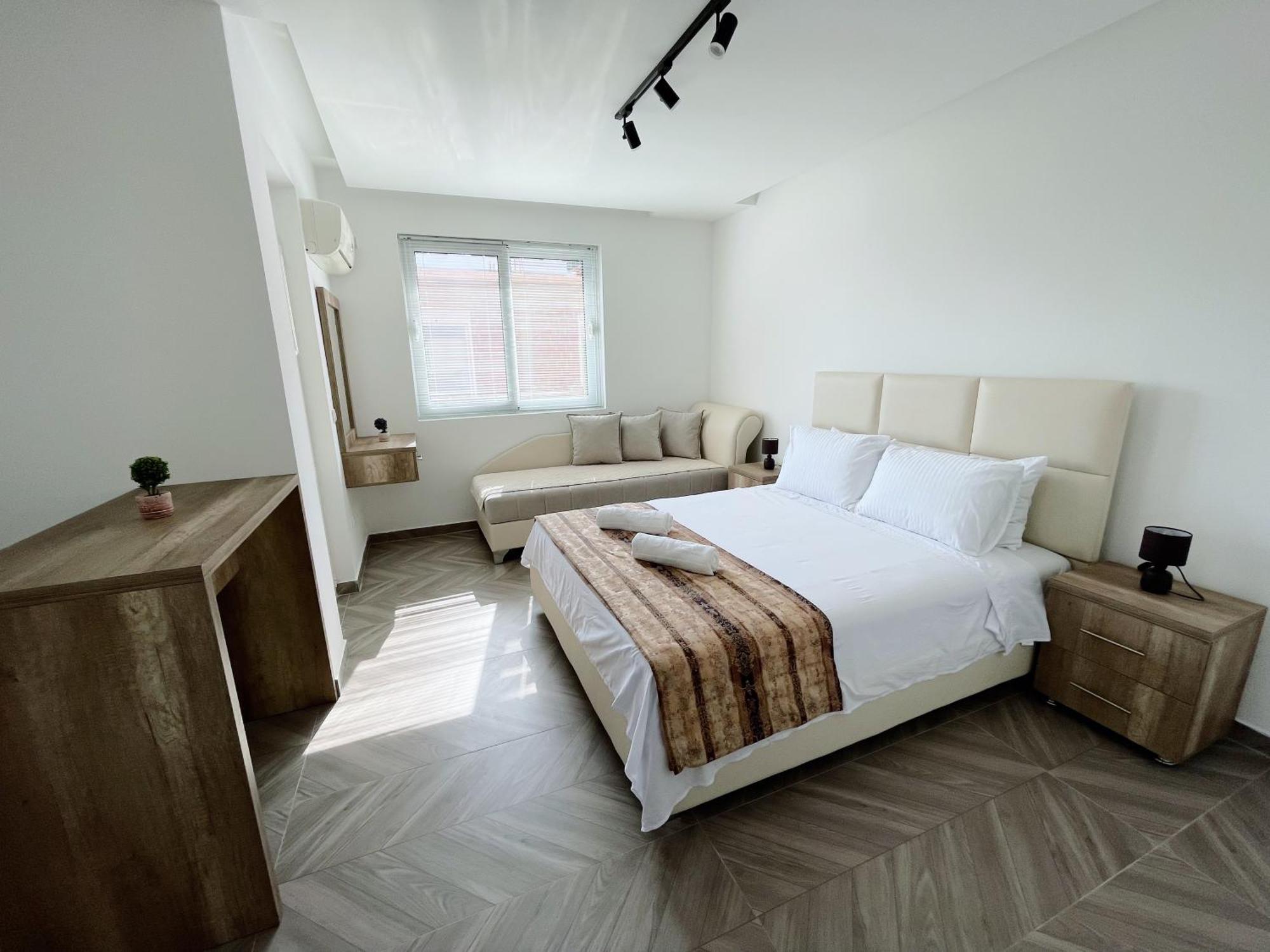 Guest House Koliqi - Hotel & Apartments Ούλτσιν Εξωτερικό φωτογραφία