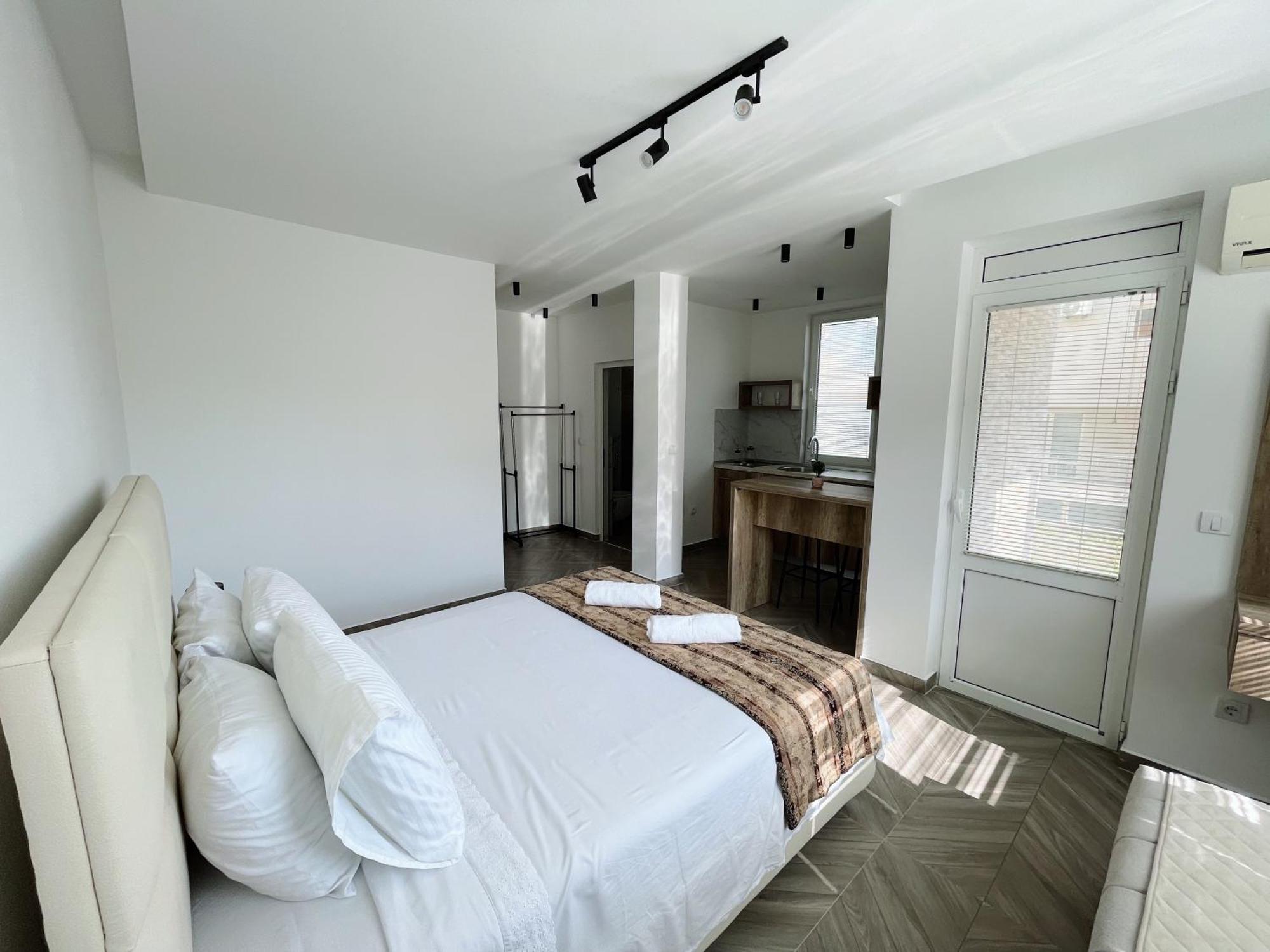 Guest House Koliqi - Hotel & Apartments Ούλτσιν Εξωτερικό φωτογραφία