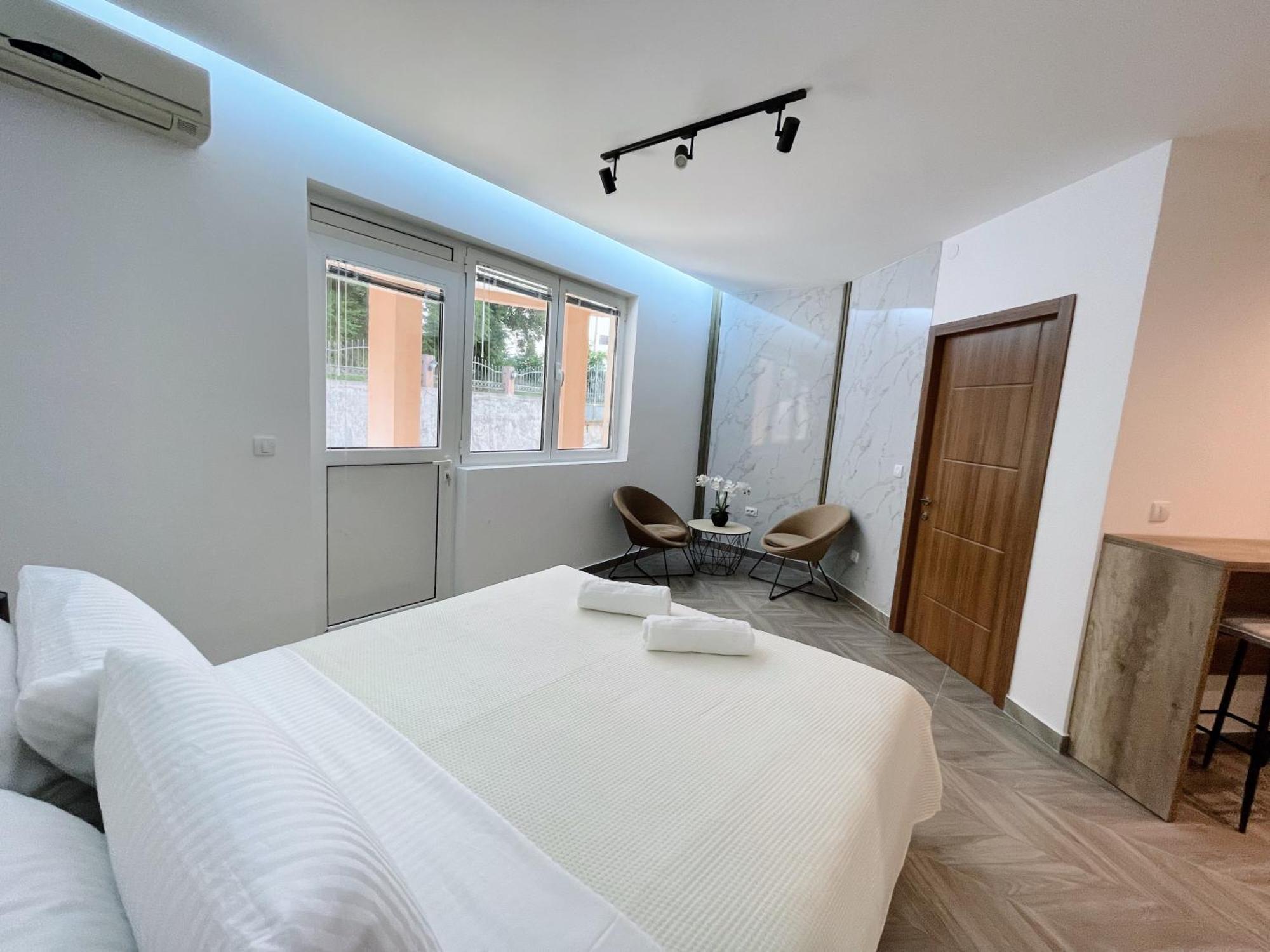 Guest House Koliqi - Hotel & Apartments Ούλτσιν Εξωτερικό φωτογραφία