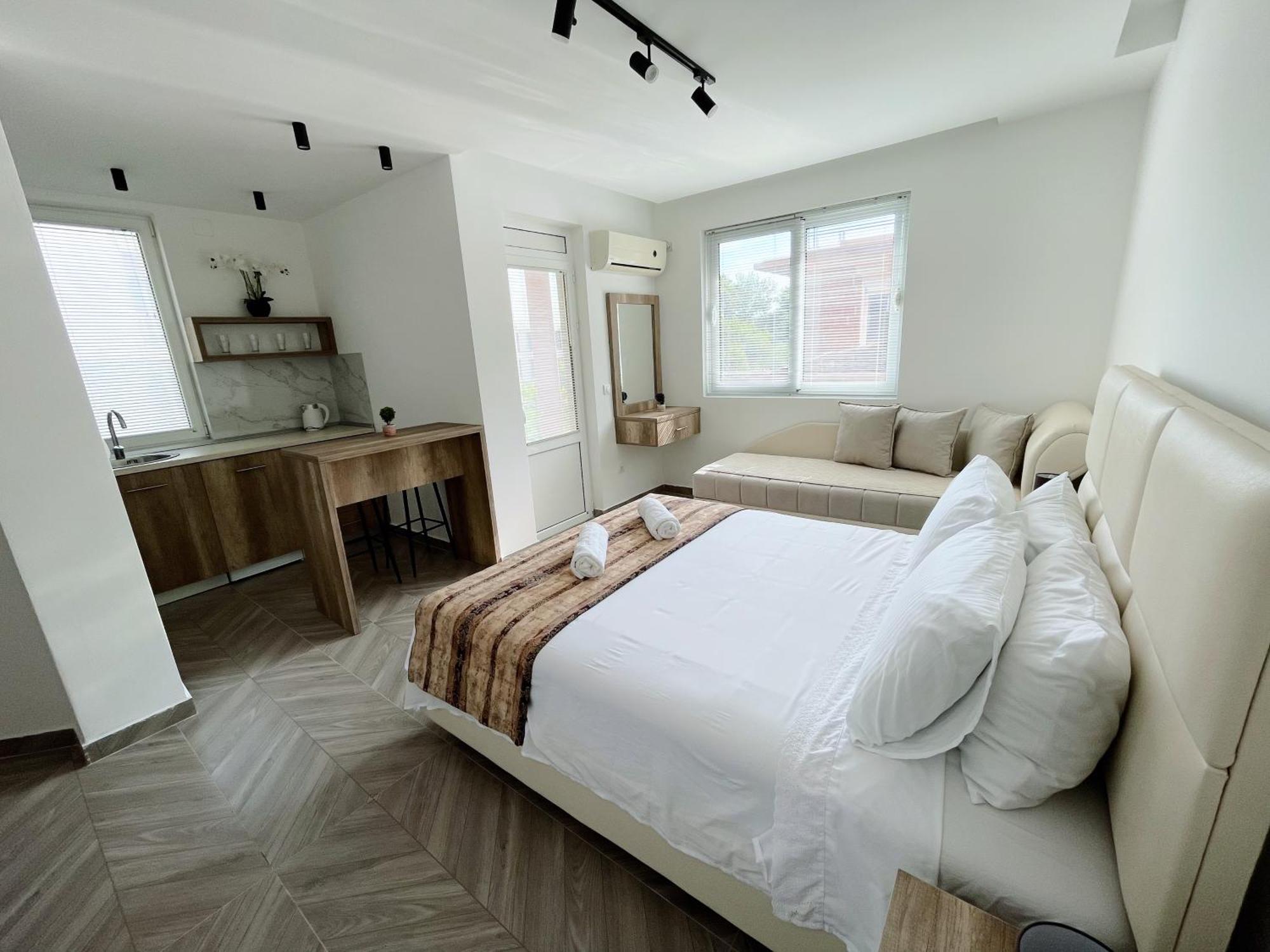 Guest House Koliqi - Hotel & Apartments Ούλτσιν Εξωτερικό φωτογραφία