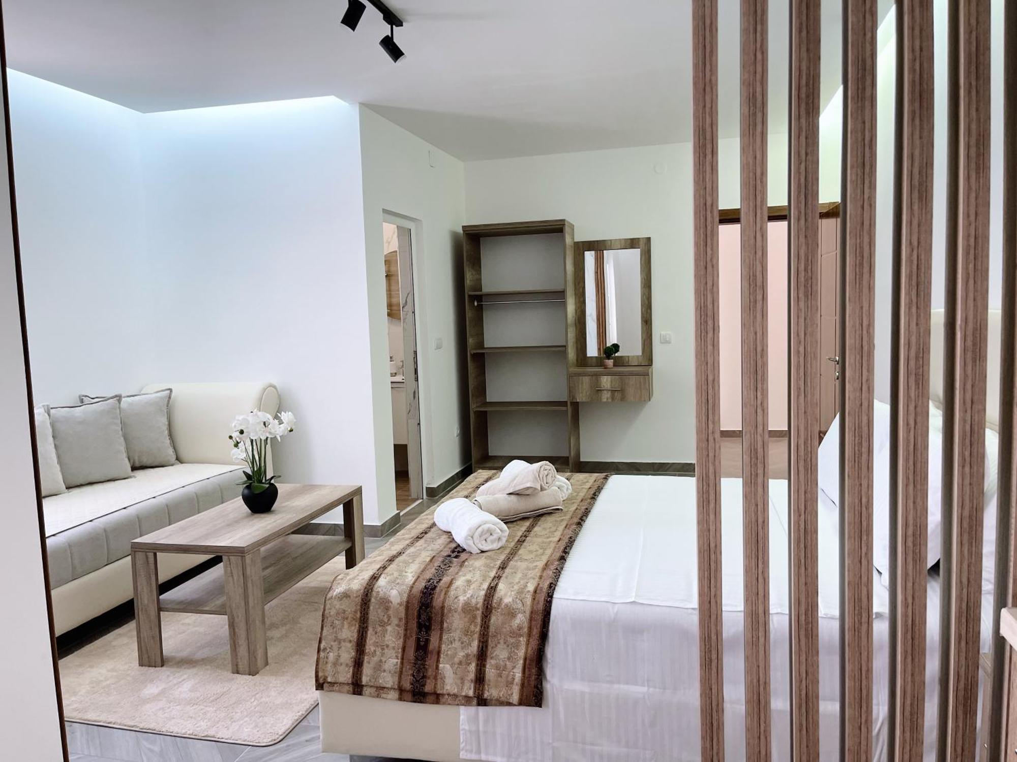 Guest House Koliqi - Hotel & Apartments Ούλτσιν Εξωτερικό φωτογραφία