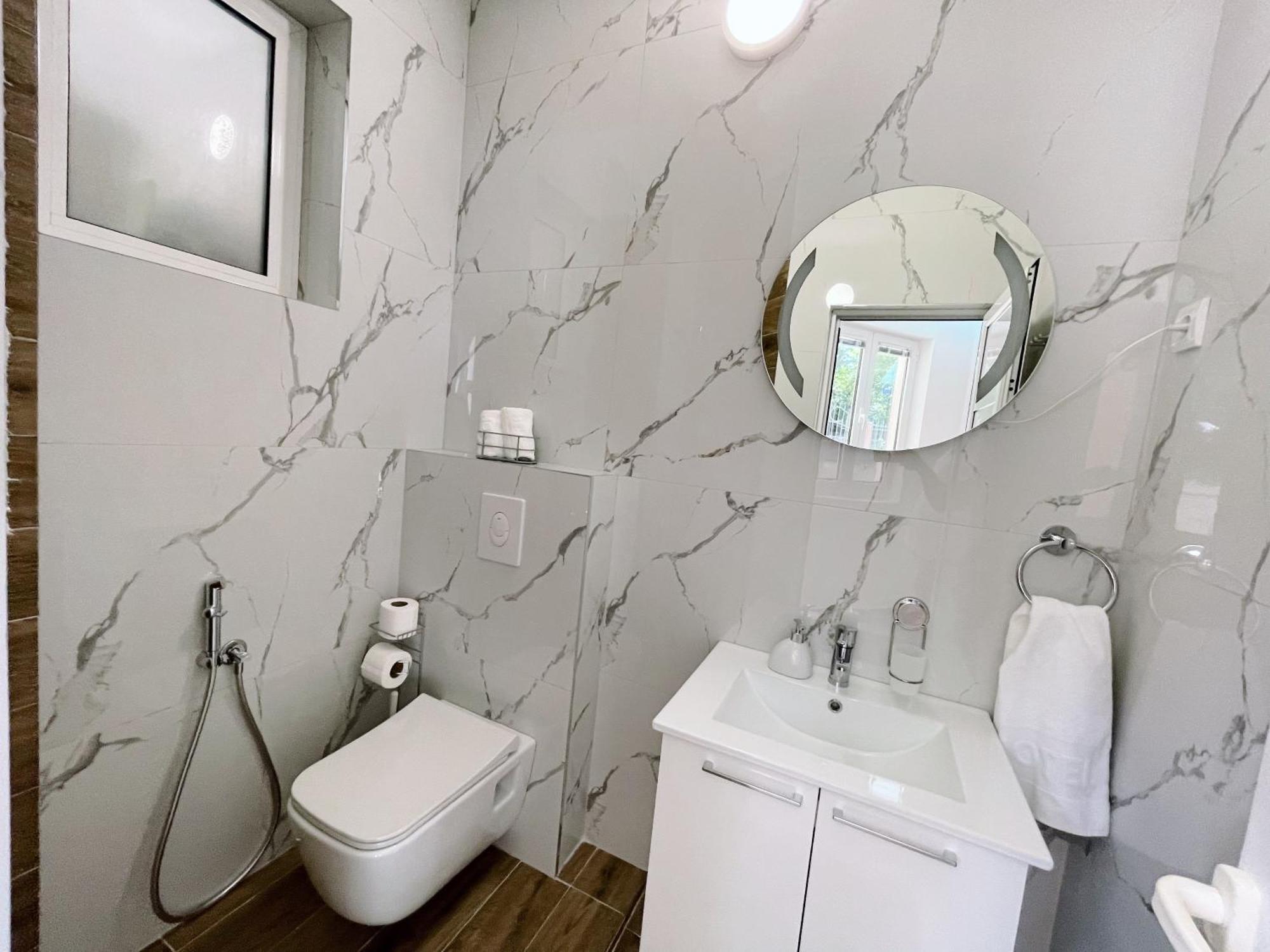 Guest House Koliqi - Hotel & Apartments Ούλτσιν Εξωτερικό φωτογραφία